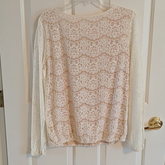 EUC Max Studio Lace Top - Picture 4 of 5